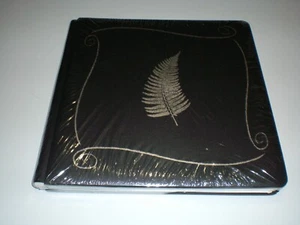 Creative Memories 12x12 Silver Fern Scrapbooking Album.Rare ! - Picture 1 of 1