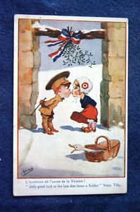 MAC / SOLDAT ANGLAIS embrassant une Française Pour l'année de la VICTOIRE - Picture 1 of 1