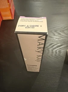 Mary Kay TimeWise Matte Wear Liquid Foundation Ivory 6 Combination Oily SkinFAST - Picture 1 of 3