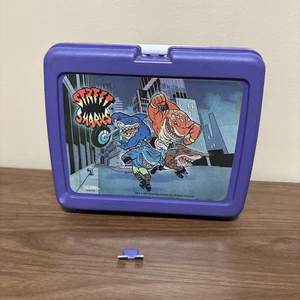 Vintage 1995 Street Sharks lila Kunststoff Brotdose Clip defekt LESEN! - Bild 1 von 14