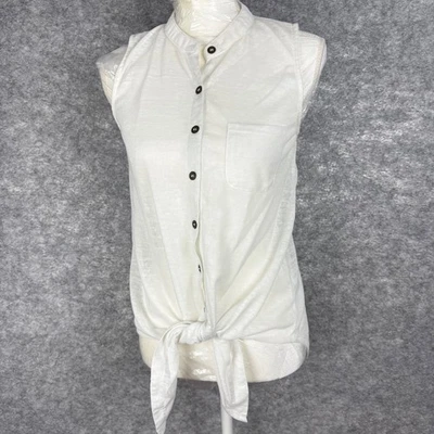 Blusa para mujer casi famosa con cuello mandarín y corbata blanca mediana sin mangas Foto 1 de 4