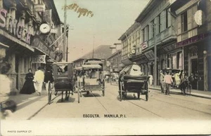 Postal RPPC de Filipinas, Manila, Escena callejera con carros de caballos (1905) Filipinas, Escolta - Imagen 1 de 2