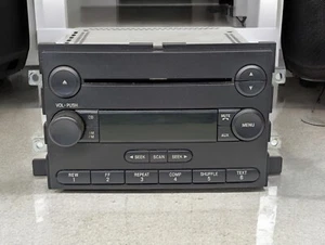 Ford OEM single CD am/fm RADIO Freestyle F150 Explorer Fusion Edge 04-10 5L3T - Bild 1 von 8