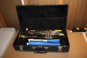 Jupiter JTR-600M Trumpet w/case - Picture 1 of 19