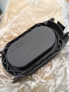New Genuine BMW E36 3-series Range Rover L322 Headlight Dust Cap Cover - Picture 1 of 2
