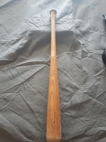 Vintage Wooden Louisville Slugger Baseball Bat Hank Aaron 125 Cover