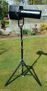 Antiker Filmscheinwerfer aus den 40er Loft Theaterscheinwerfer mit Case + Stativ - Bild 1 von 10