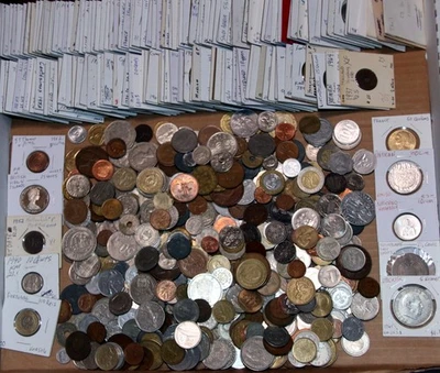 Entire Foreign Coin Collection! 645+ unique coins, 150 in flips, 130 Countries E - Image 1 of 4