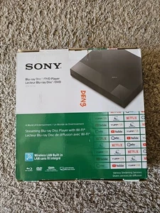 NEW Sony Blu Ray Disc DVD Player BDP-S3700 Wifi Streaming / With Remote Control - Picture 1 of 6