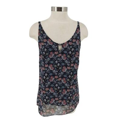 Camiseta sin mangas CAbi 5224 Flirt Cami negra floral sin mangas con cerradura camisa para mujer pequeña Foto 1 de 4