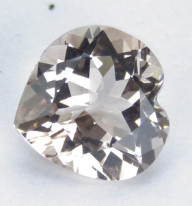 1.35Cts Excelente Gema Suelta de Morganita de Color Melocotón Natural en Forma de Corazón - Imagen 1 de 6