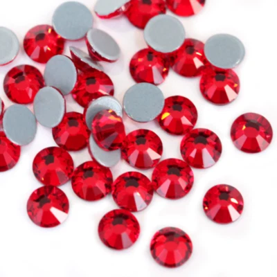 Piedras de imitación de vidrio Hotfix de hierro de color Hot Fix con respaldo plano Foto 1 de 3