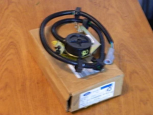 1989-1994 Lincoln Continental vorn/Front Höhensensor Ride Suspension,NEU/NOS - Bild 1 von 1