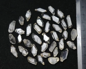 23 g 36 piezas Muestra de cuarzo de cristal de diamante Herkimer de alta calidad de un solo extremo - Imagen 1 de 7