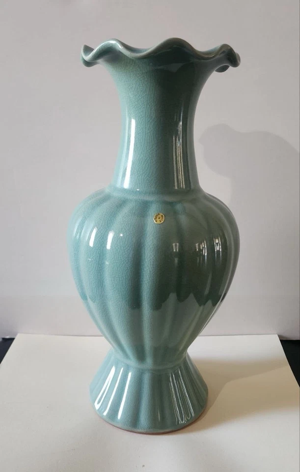 Jarrón de cerámica de porcelana verde coreana Foto 1 de 4