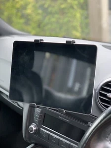 Audi TT (MK2) Tablet Holder - Picture 1 of 7