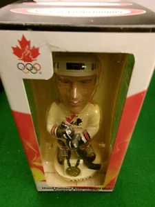 Fleury 2002 Olympic gold medal hockey Hand Painted bobble head Team Canada - Picture 1 of 7