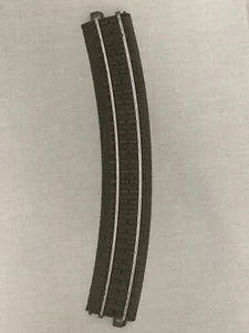 Märklin HO Scale 24230 C Track Curved R2 437.5 mm / 30° - 1 Piece - Picture 1 of 4