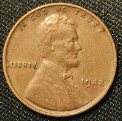 1942 Lincoln Wheat Cent • Philadelphia Mint • Circulated • Free Shipping - Image 1 of 2