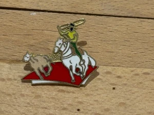 b PINS PIN CHEVAL HORSE COW BOY VACHE COW VERSION ENAMEL EGF DORE - Picture 1 of 1