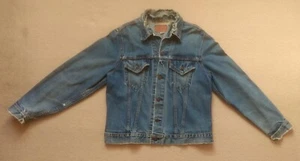 " Vintage " - 1980's - Levi's - Denim Jacket - Naturally Distressed - (medium) - Picture 1 of 12