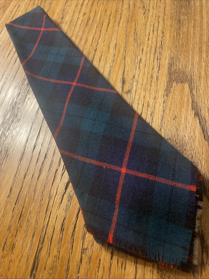 De colección Usado en Excelente Condición Raro Doble Cara Reversible Lana Tartán Corbata Flecos 4 Opciones!!!! Foto 1 de 4