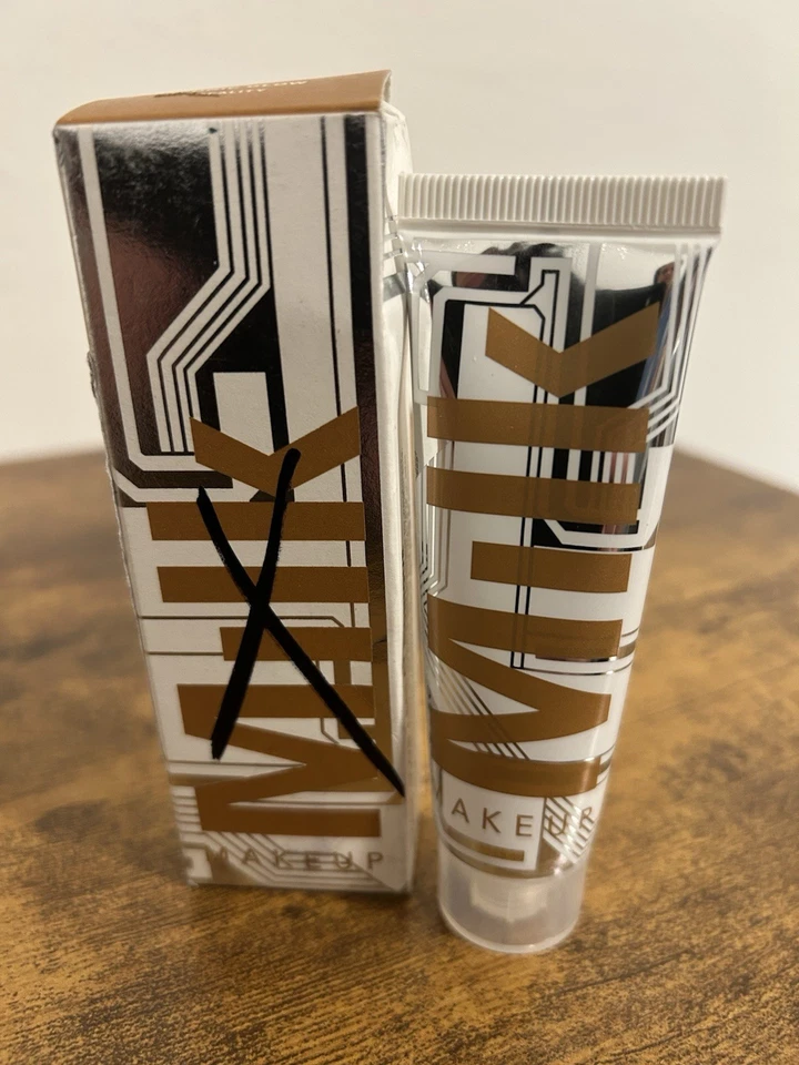 Iluminador líquido hidratante brilho biônico maquiagem LEITE em realidade brilho biônico - Imagem 1 de 4