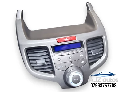 03-06 HONDA ODYSSEY RB1/RB2  heater surround centre console climate control - Image 1 of 4