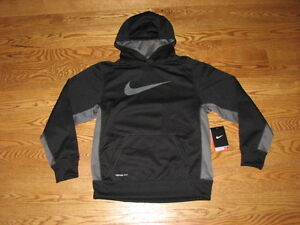 NEW NIKE THERMA-FIT Boys Black Grey Sweatshirt Hoody Size S 8 Youth Small SM