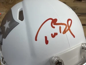 Autografo Tom Brady Patriots Ice Alt. Mini Casco Steiner Autenticazione C73 - Foto 1 di 13