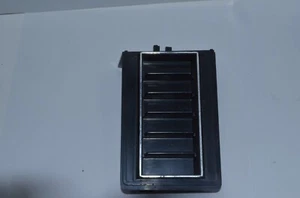 NUEVO STOCK ANTIGUO GENERAL MOTORS PLÁSTICO FALSO TABLERO VENTILACIÓN 496045 - Imagen 1 de 6