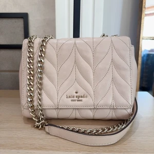 Bolso Bandolera Kate Spade Briar Lane Mini Emelyn Acolchado en Rosa Pálido - Imagen 1 de 7