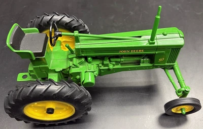 ERTL John Deere 50 Wide Front Axle Tractor w/steering 1/16th Scale - Image 1 of 4