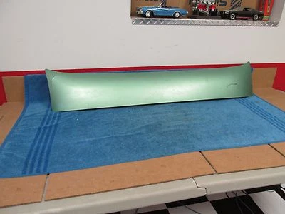 Deflector de aire trasero Plymouth Dodge Satellite Coronet 1973-76 como nuevo Mopar 715 Foto 1 de 4