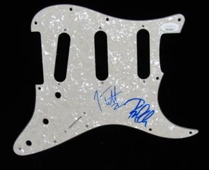 Def Leppard Joe Elliott/Phil Collen Signed/Autographed Guitar Pick Guard JSA 575 - Picture 1 of 3