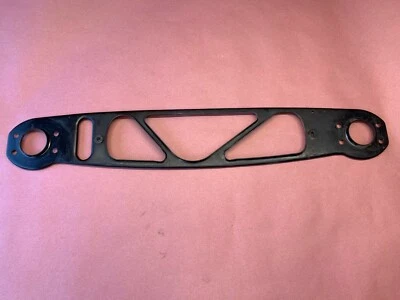 Soporte radiador BMW 328is 96 pieza cruzada inferior 328 328i 92-96 Foto 1 de 4