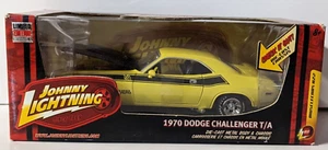 JOHNNY LIGHTNING 1970 DODGE CHALLENGER T/A 340 6 PACK DIE CAST 1:24 YELLOW W/BLK - Picture 1 of 8