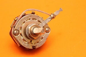 COLLINS 51S-1 - MAIN SWITCH - p/n 259-1336-000 - Picture 1 of 6