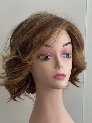 Crowd Pleaser de Raquel Welch Fiery Copper Foto 1 de 4