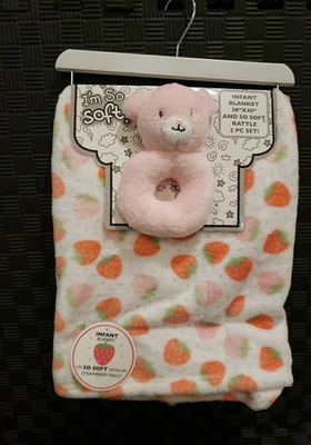 Conjunto de cobertor e chocalho bebê menina urso rosa estampa de morango 2 peças presente infantil macio - Imagem 1 de 4