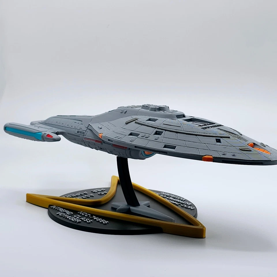 Star Trek USS Voyager NCC‐74656 Modelo Clase Intrepid impreso en 3D 14 pulgadas con soporte Foto 1 de 4