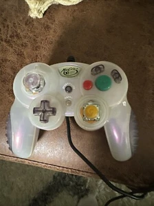 MADCATZ NINTENDO GAMECUBE MACRO CONTROLLER GAMEPAD PEARL WHITE PLAY TESTED - Picture 1 of 3