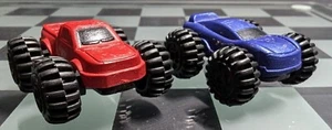 2 Little Cars Big Wheels 1 X Blue 1 X Red - Picture 1 of 4
