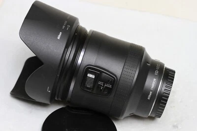 Nikon 1 NIKKOR VR 10-100mm f/4.5-5.6 PD-ZOOM very nice - Image 1 of 3