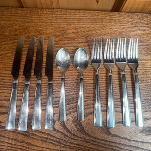 10 STÜCK CAMBRIDGE EDELSTAHL BESTECK SET 4 Gabeln 2 Löffel 4 Messer - Bild 1 von 4