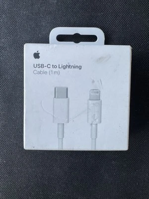 Authentic Apple MUQ93AM/A 3.3 Foot/1m  USB-C to Lightning Cable - White SEALED - Image 1 of 2