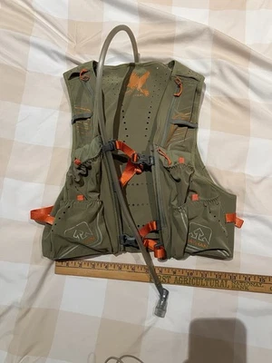 Pacote de colete de hidratação Nathan 12L, bexiga 1,6L. Tamanho pequeno. Colete Ultra Running, UL - Imagem 1 de 4