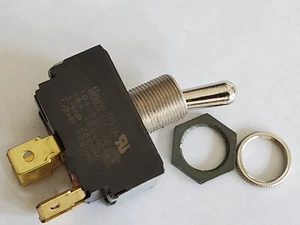 CH k-500-CH-0916 Toggle Commercial Switch 15A 125VAC - Picture 1 of 3