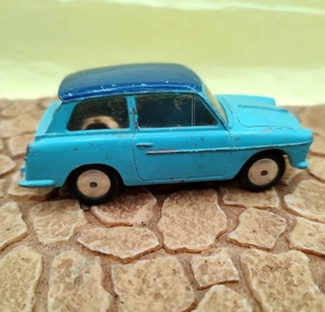 CORGI TOYS No 216 VINTAGE AUSTIN A40 RARE Car No Box - Read - Picture 1 of 18