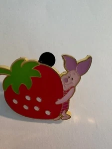 Loungefly Piglet Strawberry Spring Garden Mystery Pin (D4) - Picture 1 of 2